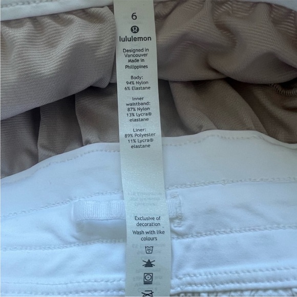 NWT Lululemon Tracker LR short 4” lined - Picture 8 of 11